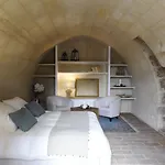 Отель Chateau De Pondres