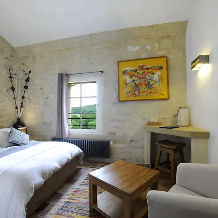 Chateau De Pondres 4* Villevieille