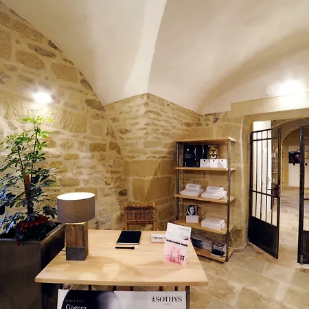 Chateau De Pondres Hotel Villevieille