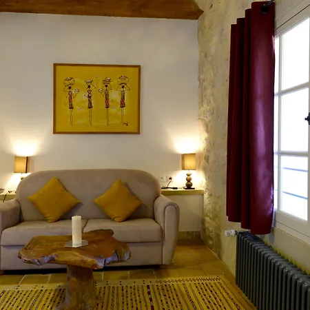 Chateau De Pondres