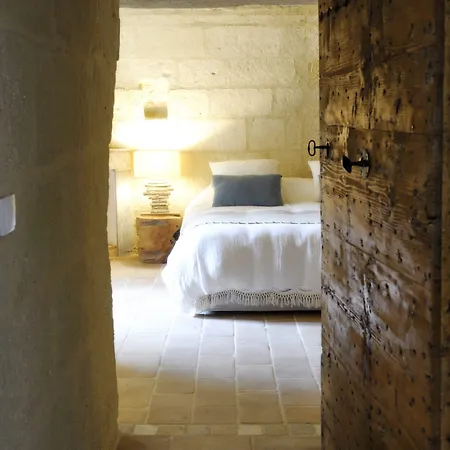 Hotel Chateau De Pondres 4*