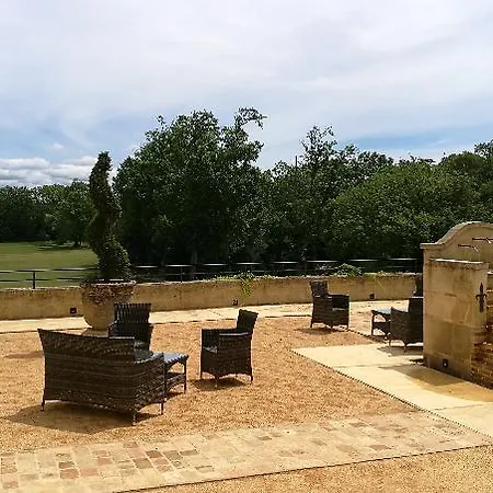 Château De Pondres Hotel