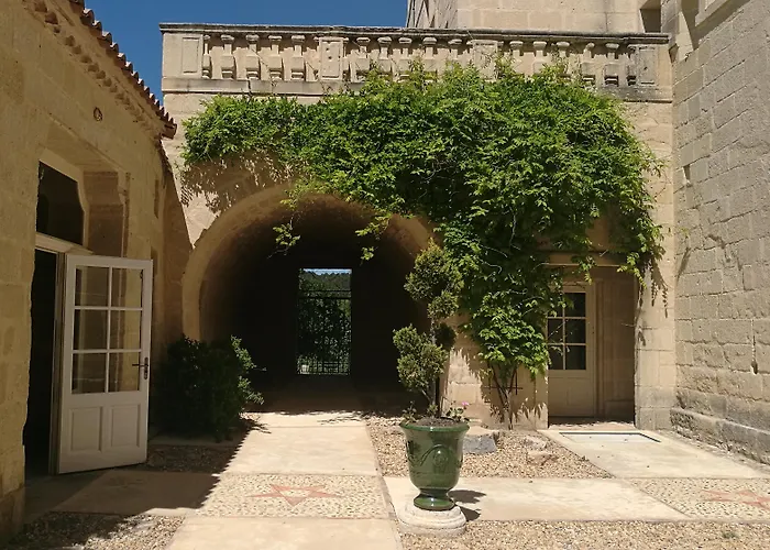 Hotel Château De Pondres 4*