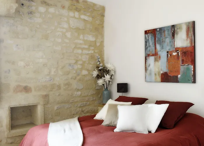 Château De Pondres Hotel