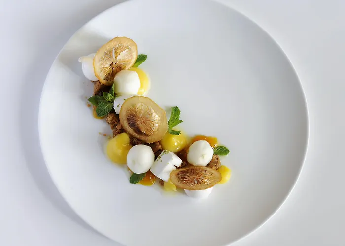 Château De Pondres 4* Villevieille