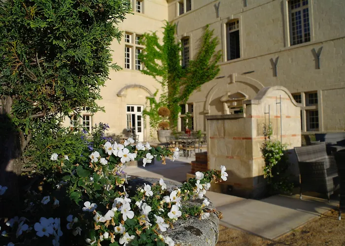 Hotel Château De Pondres 4*