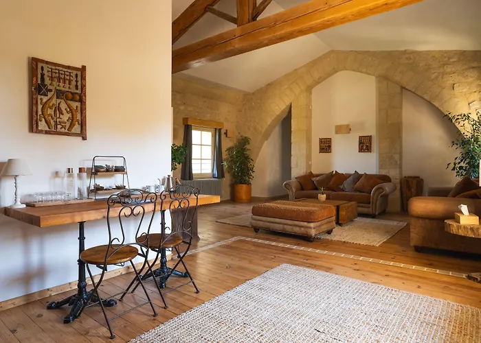 Château De Pondres 4* Villevieille